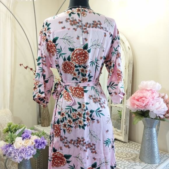 🍒NWT🍒 THE ORIENT KIMONO WRAP DRESS - Picture 8 of 13